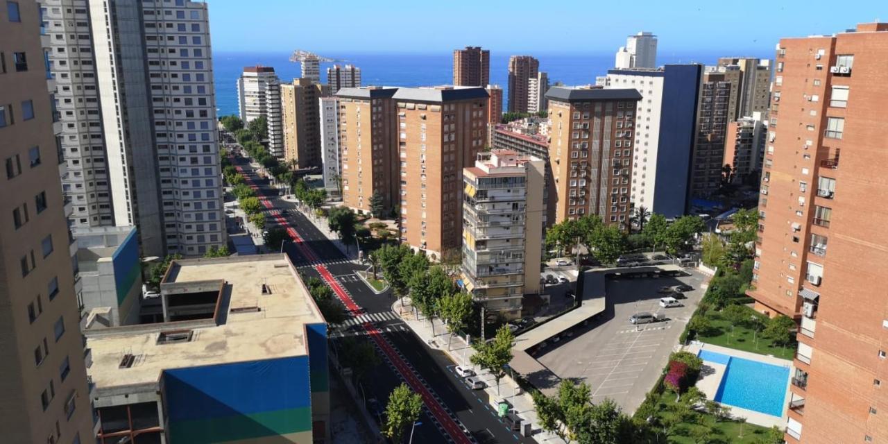Apartamento Turistico La Pinta Planta 18 Benidorm Bagian luar foto